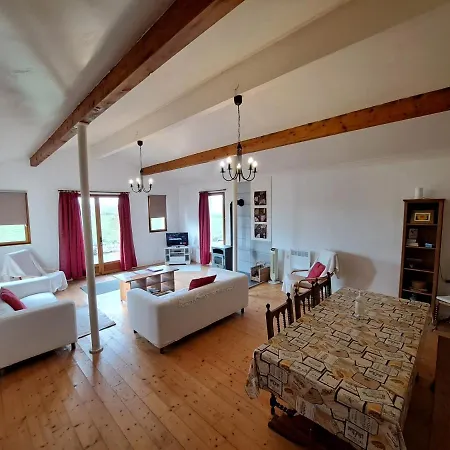Villa Private With Pool France - Hirondelles Saint-Pierre-de-Juillers