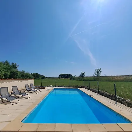 Villa Private With Pool France - Hirondelles Saint-Pierre-de-Juillers